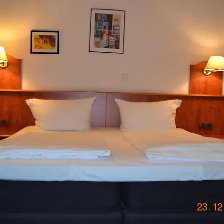 Otel Zeil