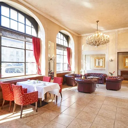 Monopol - Station Otel 4*