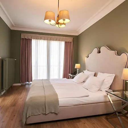 Monopol - Station Otel