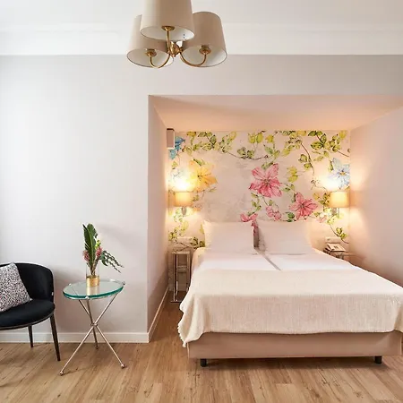 Otel Monopol - Station 4*
