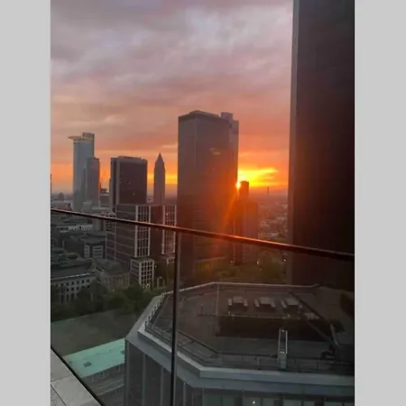 Luxury Skyscraper Apartment With Skyline View * Frankfurt am Main