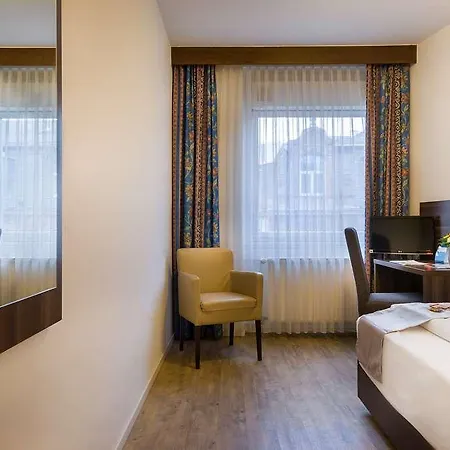 Continental Frankfurt Отель
