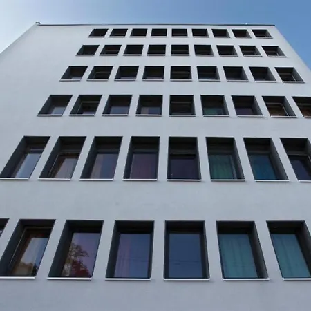 A&o Frankfurt Ostend Отель