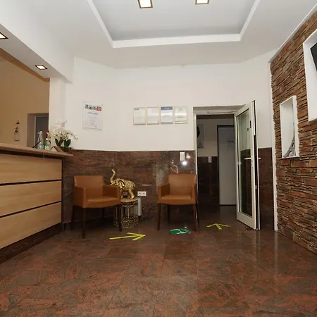Little Paris Ξενοδοχείο 3*