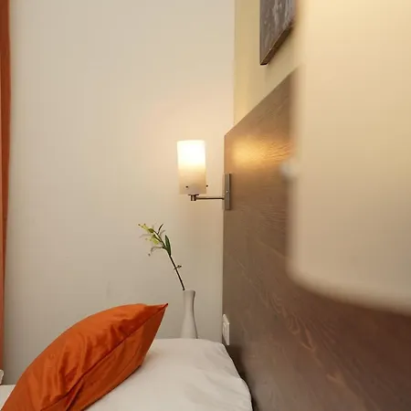 Little Paris 3* Φραγκφούρτη