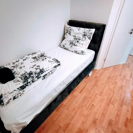 Apartment Studio In Frankfurt