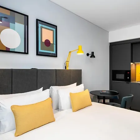 Staycity Frankfurt Airport Apart-hotel 4*