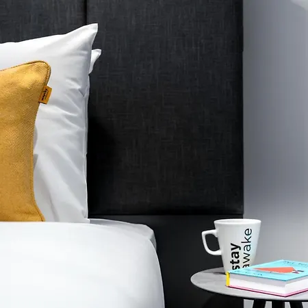 Staycity Frankfurt Airport Apart-hotel 4*