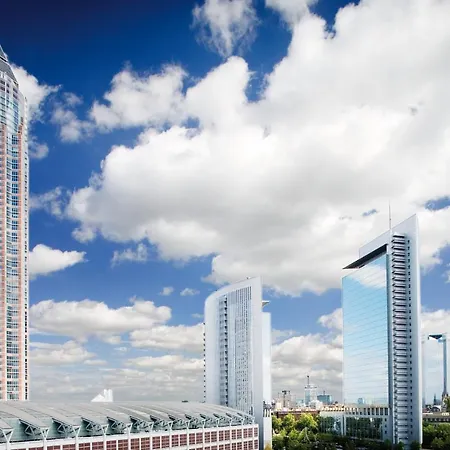 Mövenpick Hotel 4*