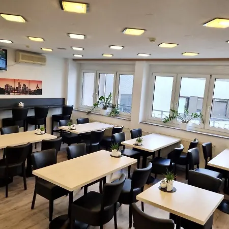 Adler Frankfurt Frankfurt nad Mohanem