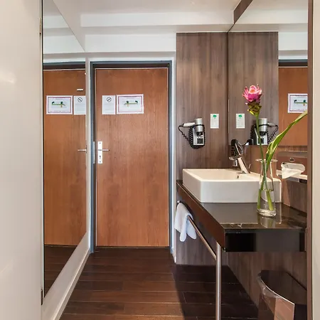 Continental Frankfurt Отель 3*