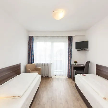 Continental Frankfurt 3*