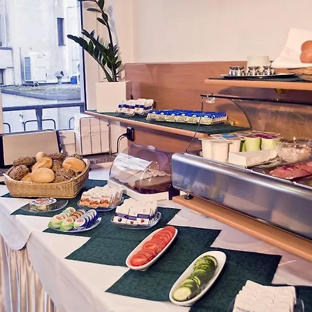 Adler Frankfurt Hotel 3*