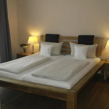 Hotell Attache An Der Messe