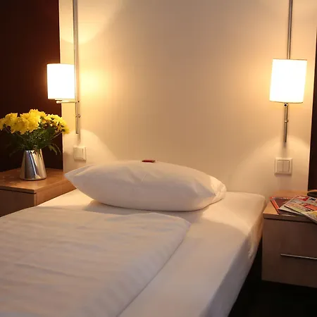 Columbus 3* Frankfurt nad Menem
