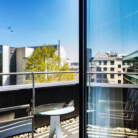 Hotel Plaza Hotel&living Frankfurt Francoforte sul Meno