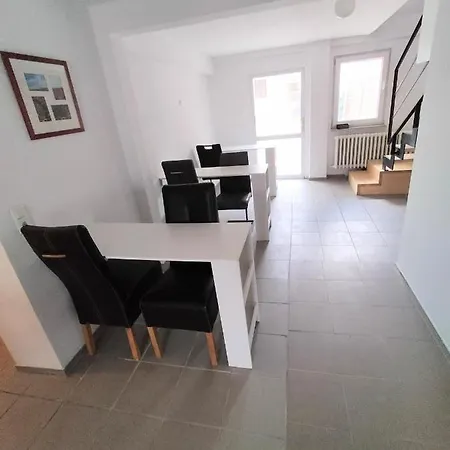 Apartment Studio In Frankfurt *
