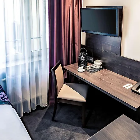 Szálloda Mercure Frankfurt Messe