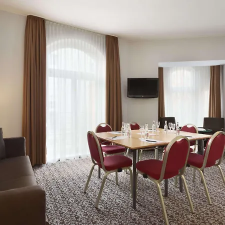 Ramada By Wyndham Frankfurt Centre 4* פרנקפורט
