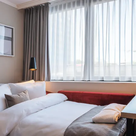 Hotel Crowne Plaza Frankfurt Congress By Ihg 4*