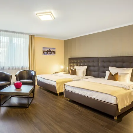 Westend An Der Messe Отель