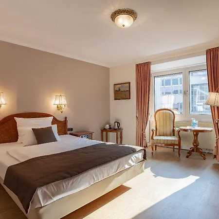 Отель Westend An Der Messe 4*