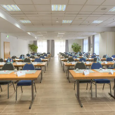 Western Frankfurt 3*