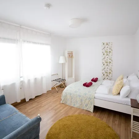My Place Mit Fruehstueckspaket - With Breakfastbox Francoforte sul Meno