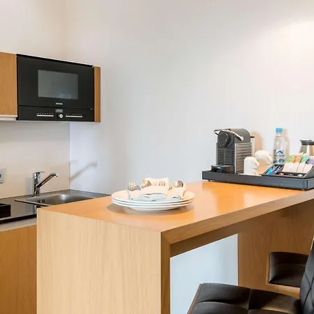 Otel Nh Frankfurt Messe 4*