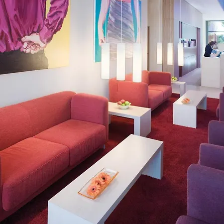 Mövenpick Hotel 4*