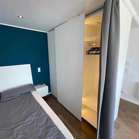 Luxus Mit Skyline View. Apartamento *
