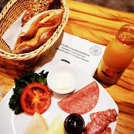 Hotel Plaza Hotel&living Frankfurt