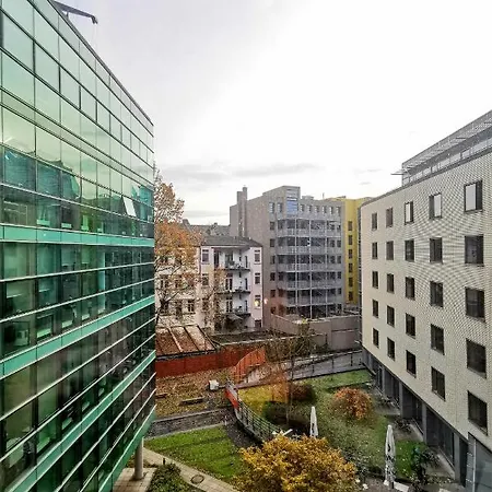 Plaza Hotel&living Frankfurt 3* Francoforte sul Meno
