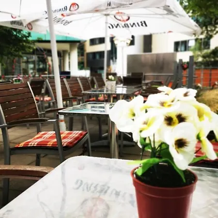 Plaza Hotel&living Frankfurt Francoforte sul Meno