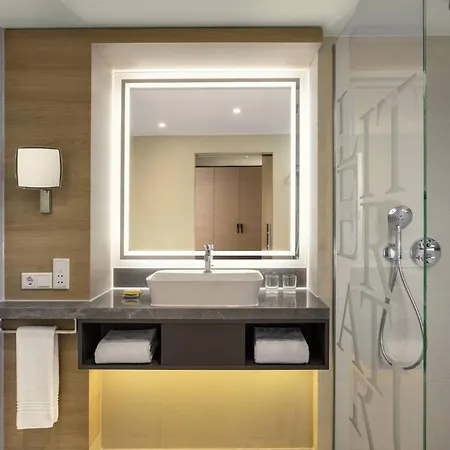 Frankfurt Airport Marriott 5* فرانكفورت