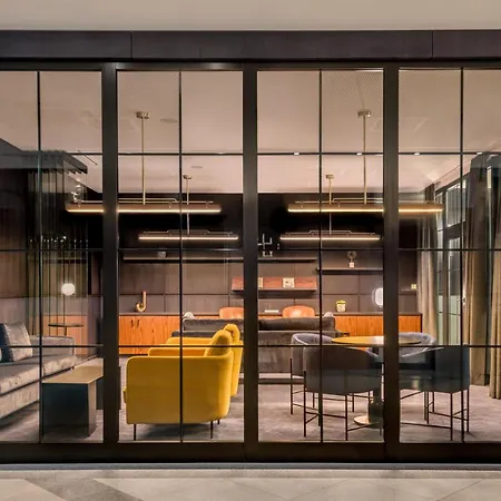 Ξενοδοχείο Sheraton Frankfurt Airport & Conference Center 4*