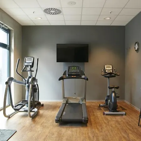 Moxy Frankfurt Airport Hotel Frankfurt am Main