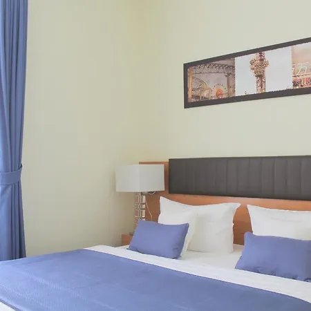 Expo Frankfurt Centre 3*