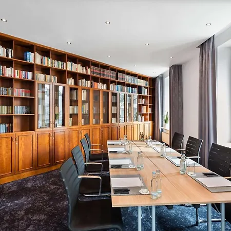 Lindner Frankfurt Main Plaza, Part Of Jdv By Hyatt Hotell Frankfurt am Main