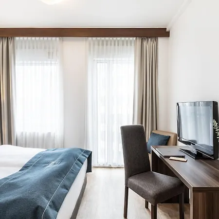 Отель Continental Frankfurt 3*