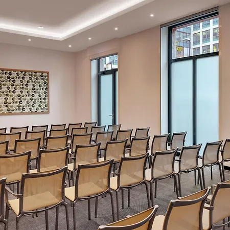 Отель Frankfurt - Alte Oper By Ihg 4*