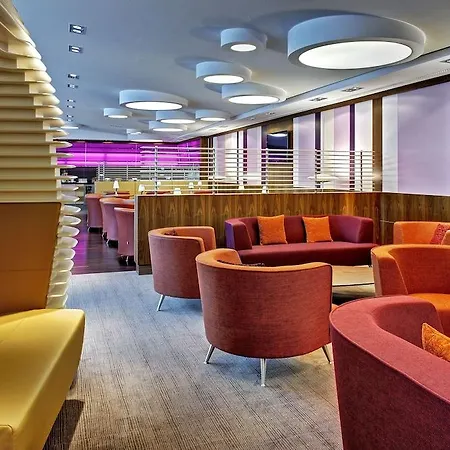 Hilton Frankfurt Airport מלון
