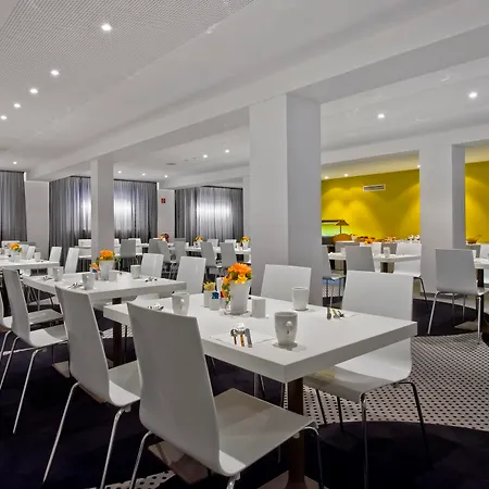 Otel Tryp By Wyndham Frankfurt