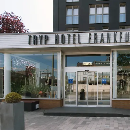 Tryp By Wyndham Frankfurt Otel 3*