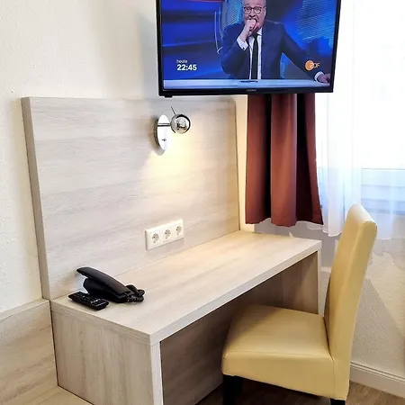 Adler Frankfurt 3*