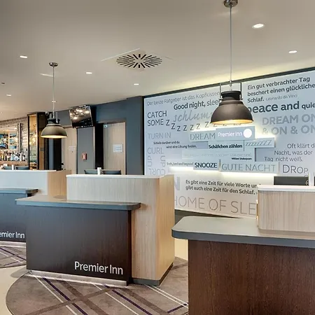 Отель Premier Frankfurt Westend 3*