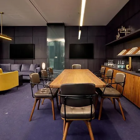 Sheraton Frankfurt Airport & Conference Center Ξενοδοχείο 4*