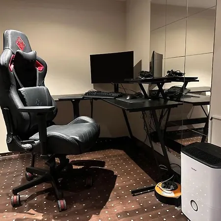 2-zimmer Mit Gym/office 아파트