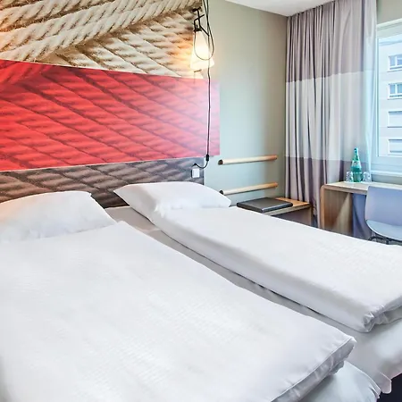 Ibis Frankfurt Messe Hotel 3*