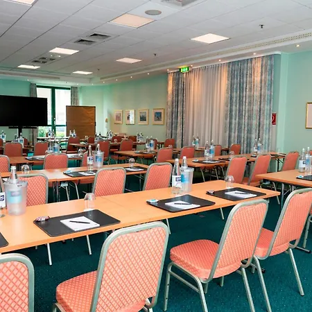 Amadeus Frankfurt Ξενοδοχείο 4*